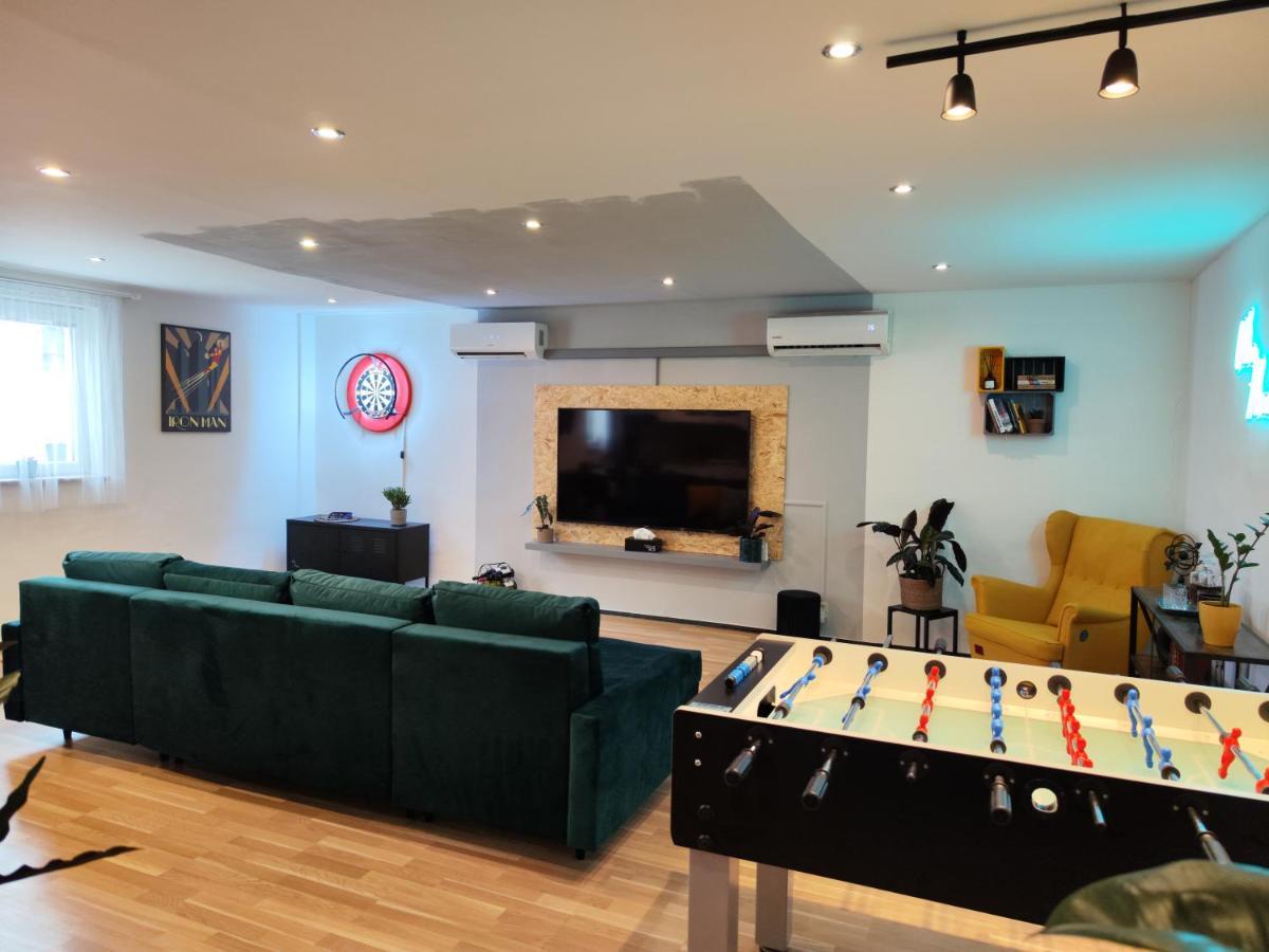 Апартаменты Vibe House Прага Экстерьер фото